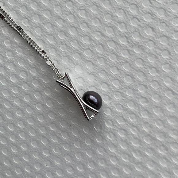 NWOT 7-8mm AA Quality Freshwater Cultured Pearl Pendant in Athena Black - Picture 3 of 11